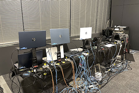 ③トークショー(ステージ転換)